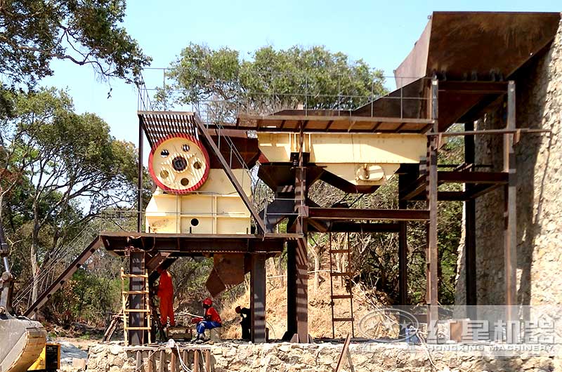 600x900顎式破碎機現(xiàn)場實拍