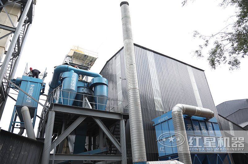 登封石灰石破碎現(xiàn)場環(huán)保除塵系統(tǒng)實拍