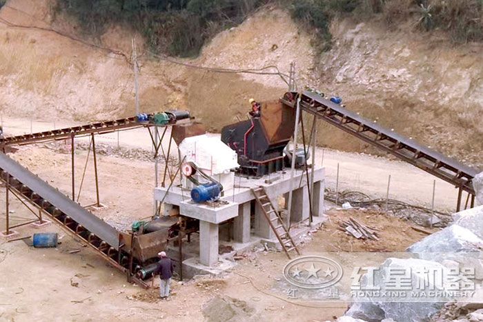 河北用戶石灰石打砂生產(chǎn)線現(xiàn)場(chǎng) 河北用戶石灰石打砂生產(chǎn)線現(xiàn)場(chǎng)