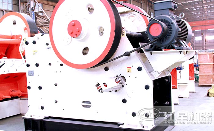 石墨破碎機(jī)設(shè)備圖 石墨破碎機(jī)設(shè)備圖