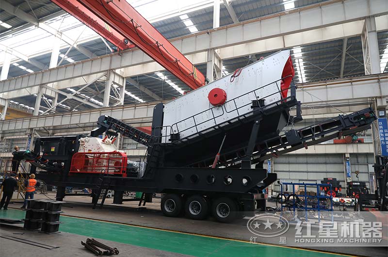 輪胎反擊破振動(dòng)篩移動(dòng)破碎站