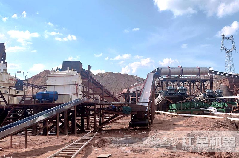 電石破碎機(jī)現(xiàn)場(chǎng)