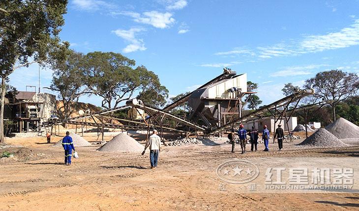 反擊破砂石整形機(jī)現(xiàn)場(chǎng)