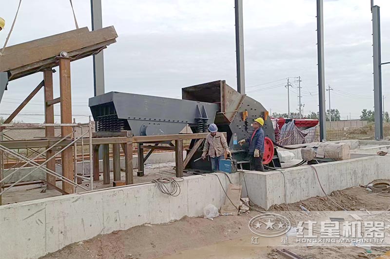 錘式石頭碎石機(jī)