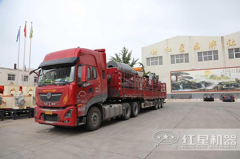 紅星機(jī)器磨粉設(shè)備發(fā)貨二