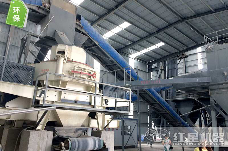 VSI-9526沖擊式破碎機(jī)現(xiàn)場實拍 VSI-9526沖擊式破碎機(jī)現(xiàn)場實拍