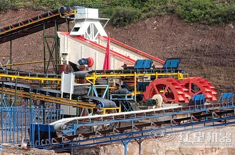 花崗巖制砂生產(chǎn)線洗砂現(xiàn)場 花崗巖制砂生產(chǎn)線洗砂現(xiàn)場