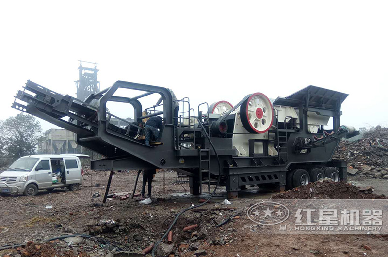 顎式移動(dòng)破碎站---客戶現(xiàn)場(chǎng)