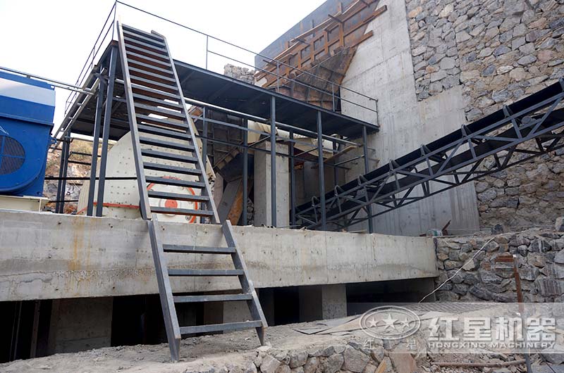 湖北日產(chǎn)1000噸石料破碎生產(chǎn)線 湖北日產(chǎn)1000噸石料破碎生產(chǎn)線