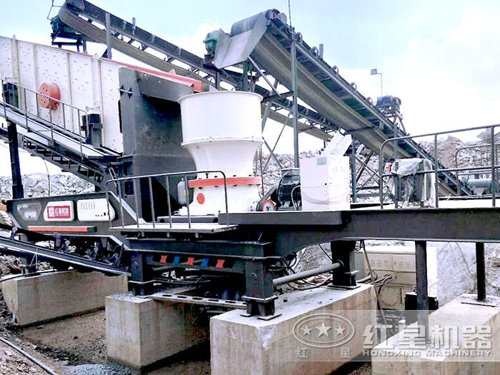 移動(dòng)圓錐破碎機(jī)