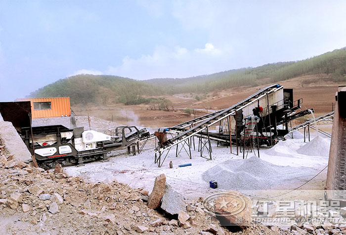 輪胎移動(dòng)打石機(jī)