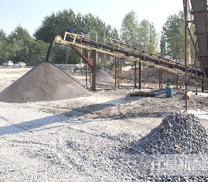 二合一碎石機作業(yè)效果