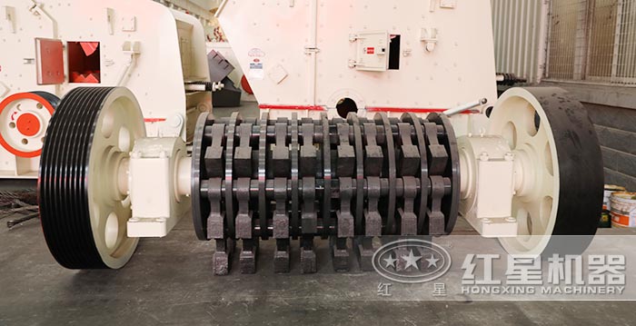 錘式破碎機內(nèi)部轉(zhuǎn)子