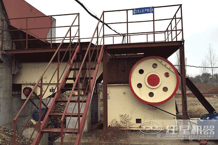 小型砂石場安裝現(xiàn)場