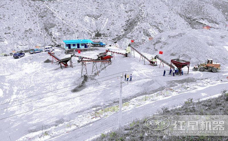 HX-06制砂機(jī)生產(chǎn)現(xiàn)場