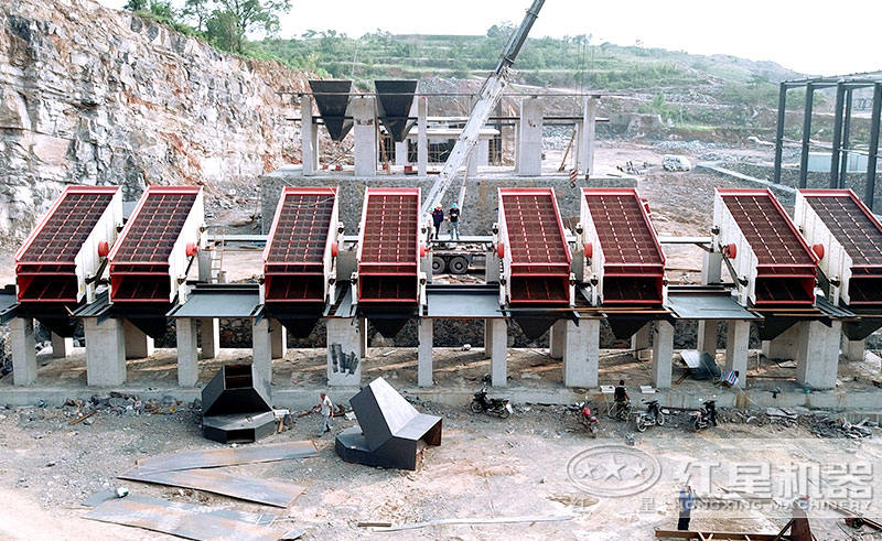 大型制砂廠前期打樁現(xiàn)場(chǎng)