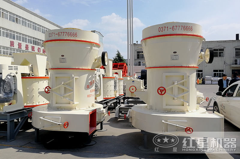 超強磨粉機現(xiàn)場實拍