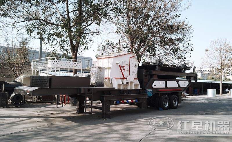 與移動(dòng)式破碎機(jī)搭配的1010反擊式破碎機(jī)圖 與移動(dòng)式破碎機(jī)搭配的1010反擊式破碎機(jī)圖