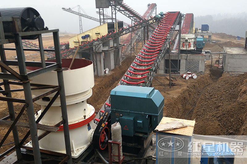 大型化石料生產(chǎn)線現(xiàn)場二