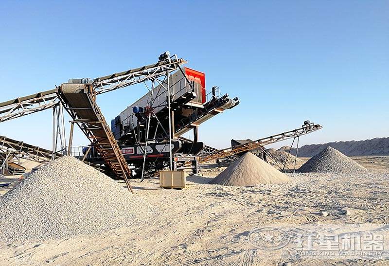 輪胎流動碎石機作業(yè)現(xiàn)場