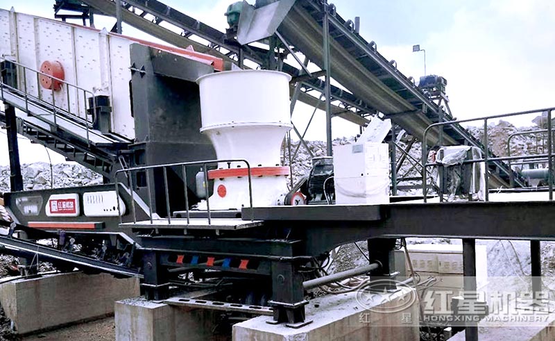 大型移動式破碎站