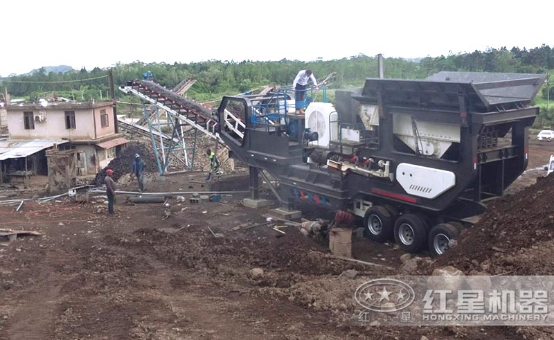 建筑垃圾處理設(shè)備—移動顎式破碎機