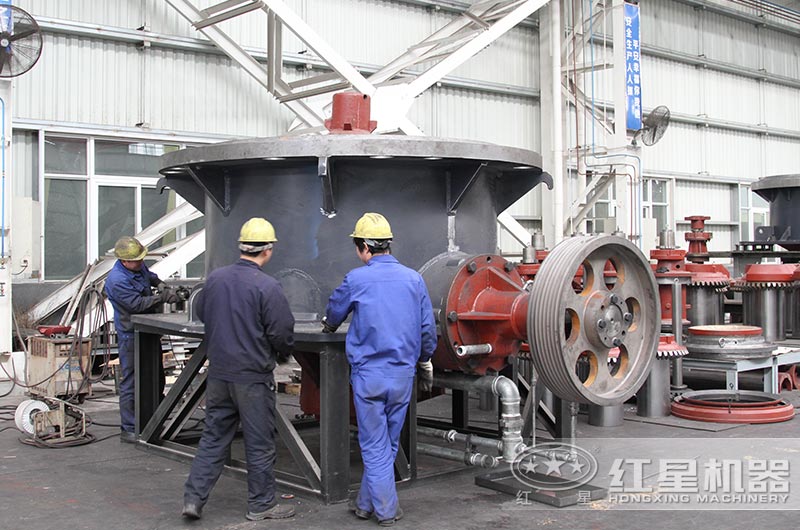 紅星廠家圓錐式破碎機(jī)生產(chǎn)中 紅星廠家圓錐式破碎機(jī)生產(chǎn)中