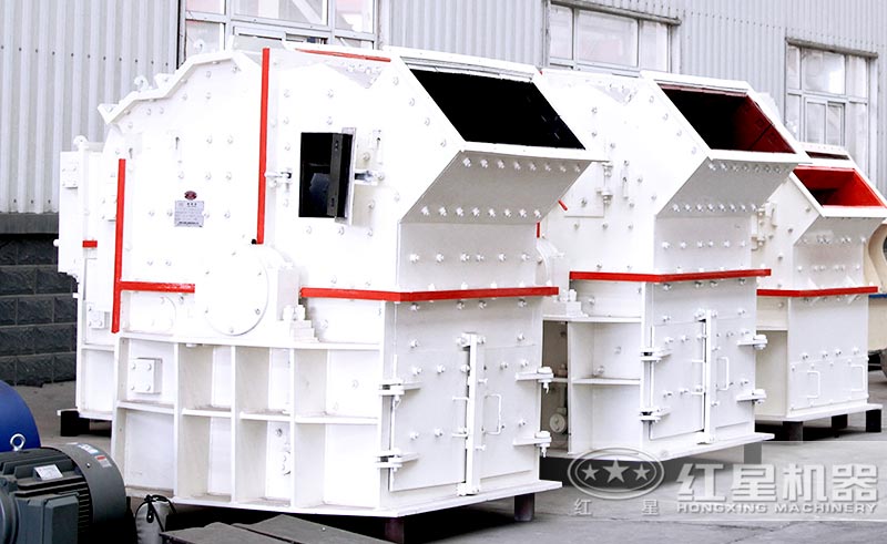 細(xì)碎機(jī)可對濕度與粘度較大的物料進(jìn)行破碎