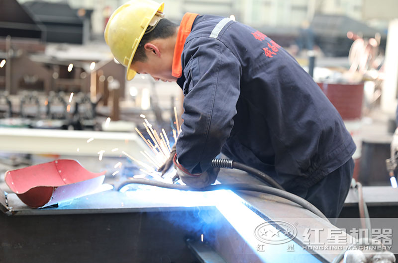 紅星機(jī)器集研發(fā)設(shè)計(jì)銷售為一體