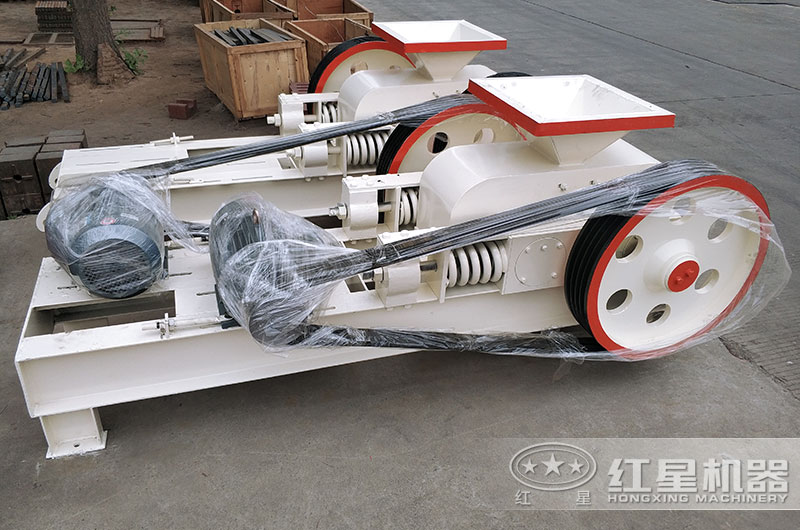 小型對(duì)輥破