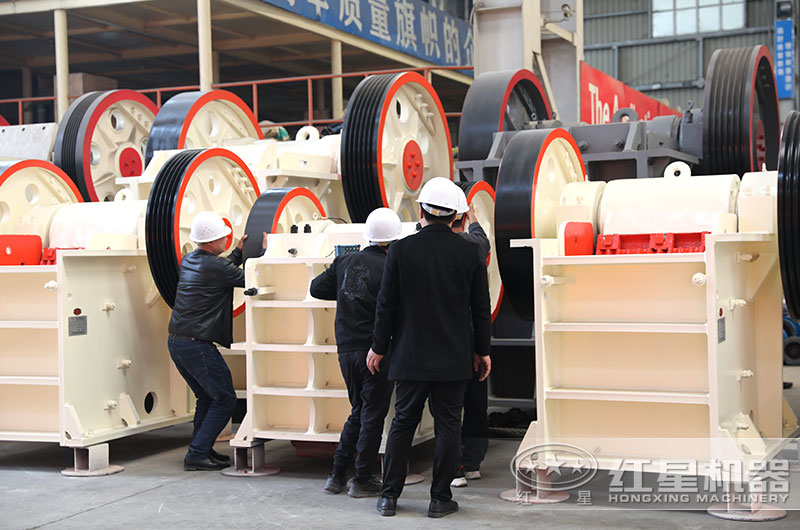 顎式破碎機現(xiàn)貨 顎式破碎機現(xiàn)貨