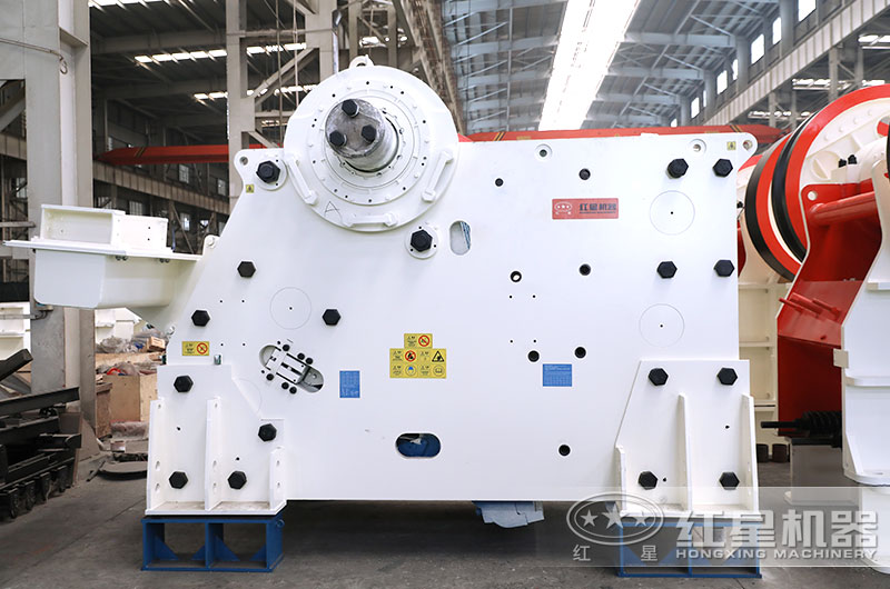 新型顎式破碎機 新型顎式破碎機