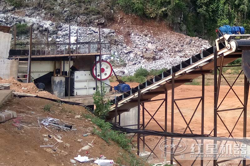 PE顎破生產(chǎn)現(xiàn)場(chǎng)