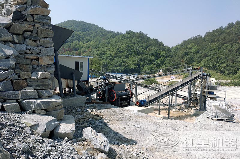 小型粉碎機生產(chǎn)線