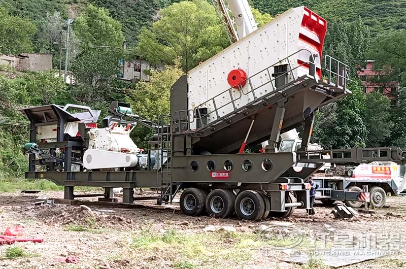 移動破碎站生產(chǎn)現(xiàn)場