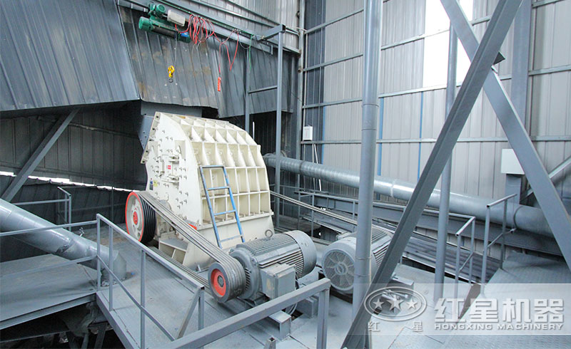 重錘破碎機現(xiàn)場