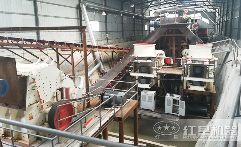 砂石破碎機現(xiàn)場 砂石破碎機現(xiàn)場