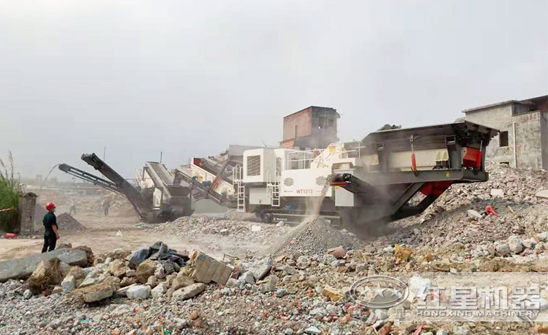 移動(dòng)砂石破碎機(jī)行走