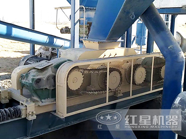 2PG1560對(duì)輥破碎機(jī)