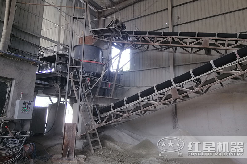 沖擊式破碎機(jī)客戶作業(yè)現(xiàn)場(chǎng)