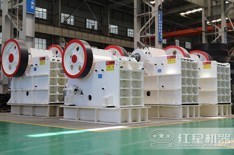 顎式破碎機車間實拍