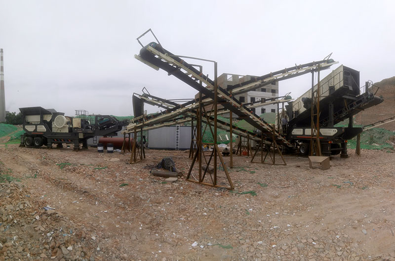 建筑垃圾移動(dòng)碎石機(jī)現(xiàn)場(chǎng)實(shí)拍