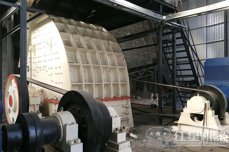 錘破作業(yè)現(xiàn)場