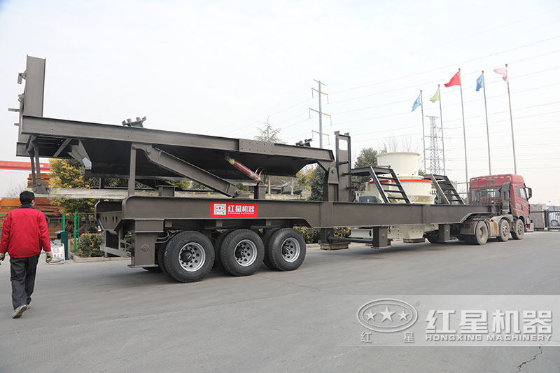 流動(dòng)式打砂機(jī)搭載主機(jī)型號不能太大