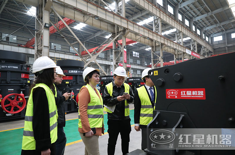 客戶(hù)來(lái)廠(chǎng)考察設(shè)備