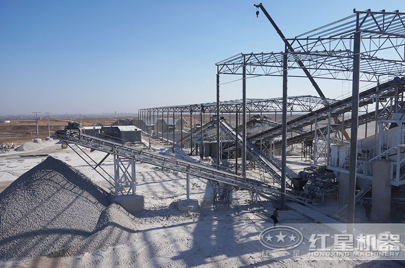 大型青石破碎制砂廠現場