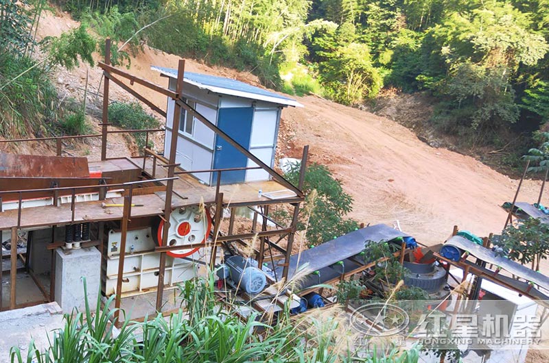 浙江時產(chǎn)1000噸石灰石破碎生產(chǎn)線