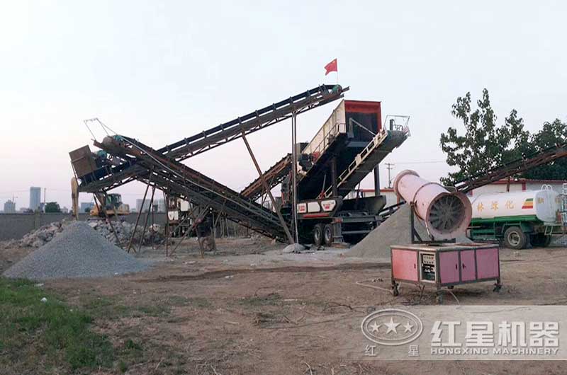 建筑垃圾工地分類機(jī)器處理現(xiàn)場