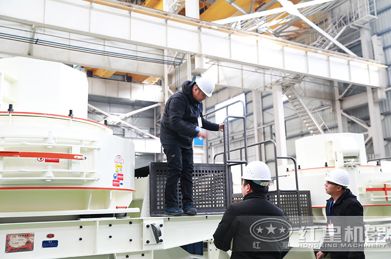 客戶來廠考察制砂機(jī)設(shè)備 客戶來廠考察制砂機(jī)設(shè)備