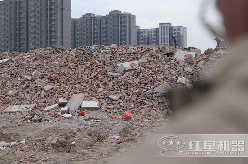 建筑垃圾拆遷現(xiàn)場(chǎng)